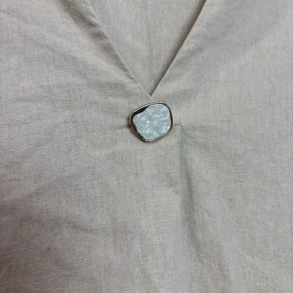 Ellen Tracy Womens Button Front Linen Blend Top Shirt Beige M Medium Casual Chic - Picture 4 of 8